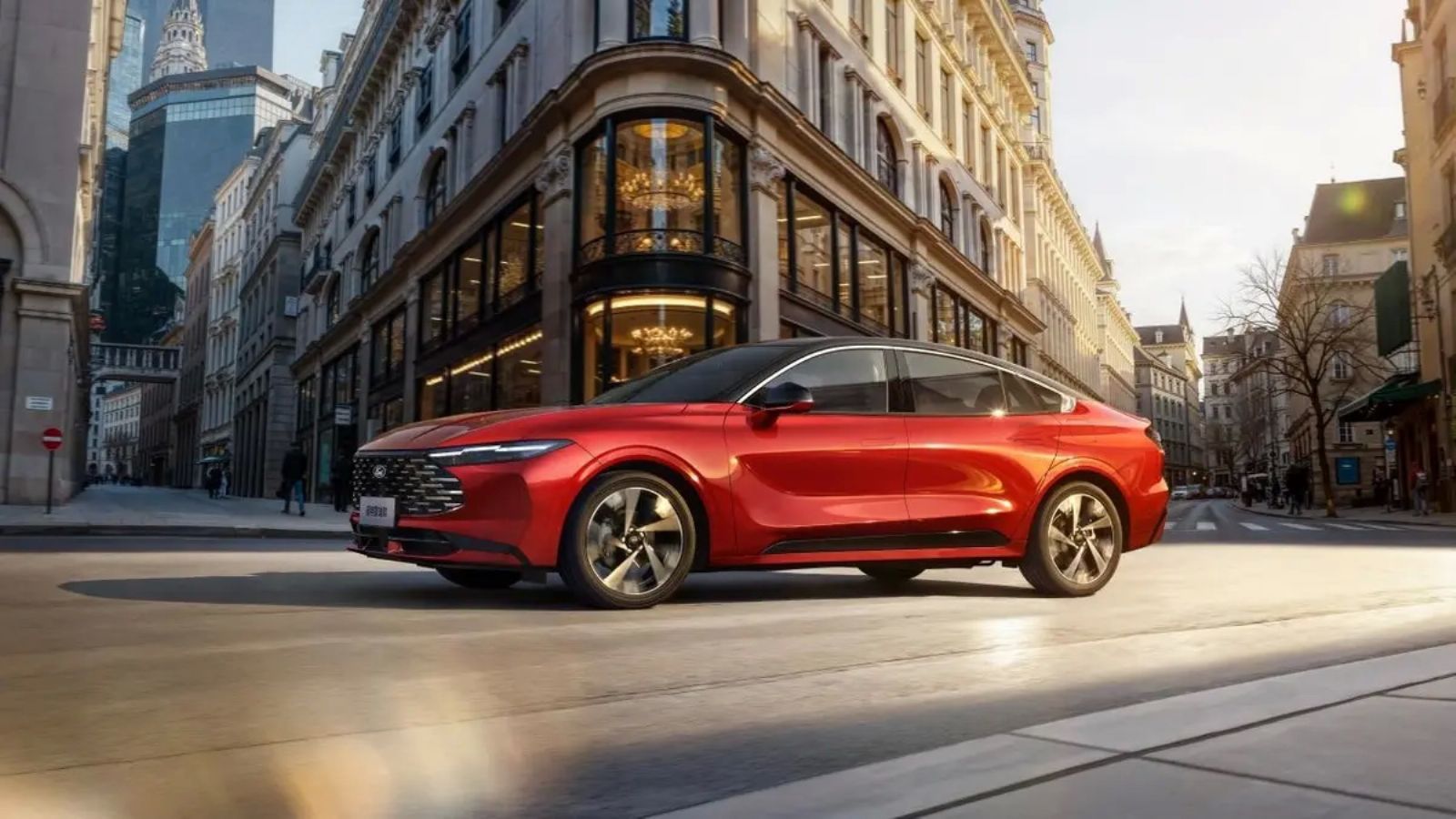 Το Ford Mondeo... ζει και μάλιστα ανανεώθηκε 